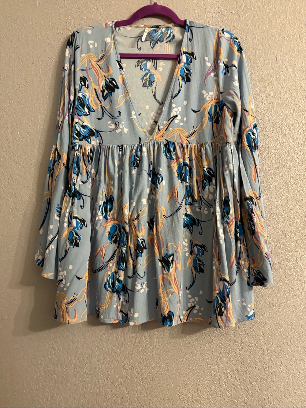 Free People Light Blue Floral V-Neck Peplum Tunic